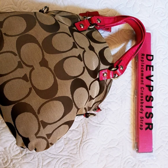 COACH  A1381 F22941 Ltd. Ed. Daisy Signature Crossbody/Tote- Khaki, Raspberry - Picture 5 of 16